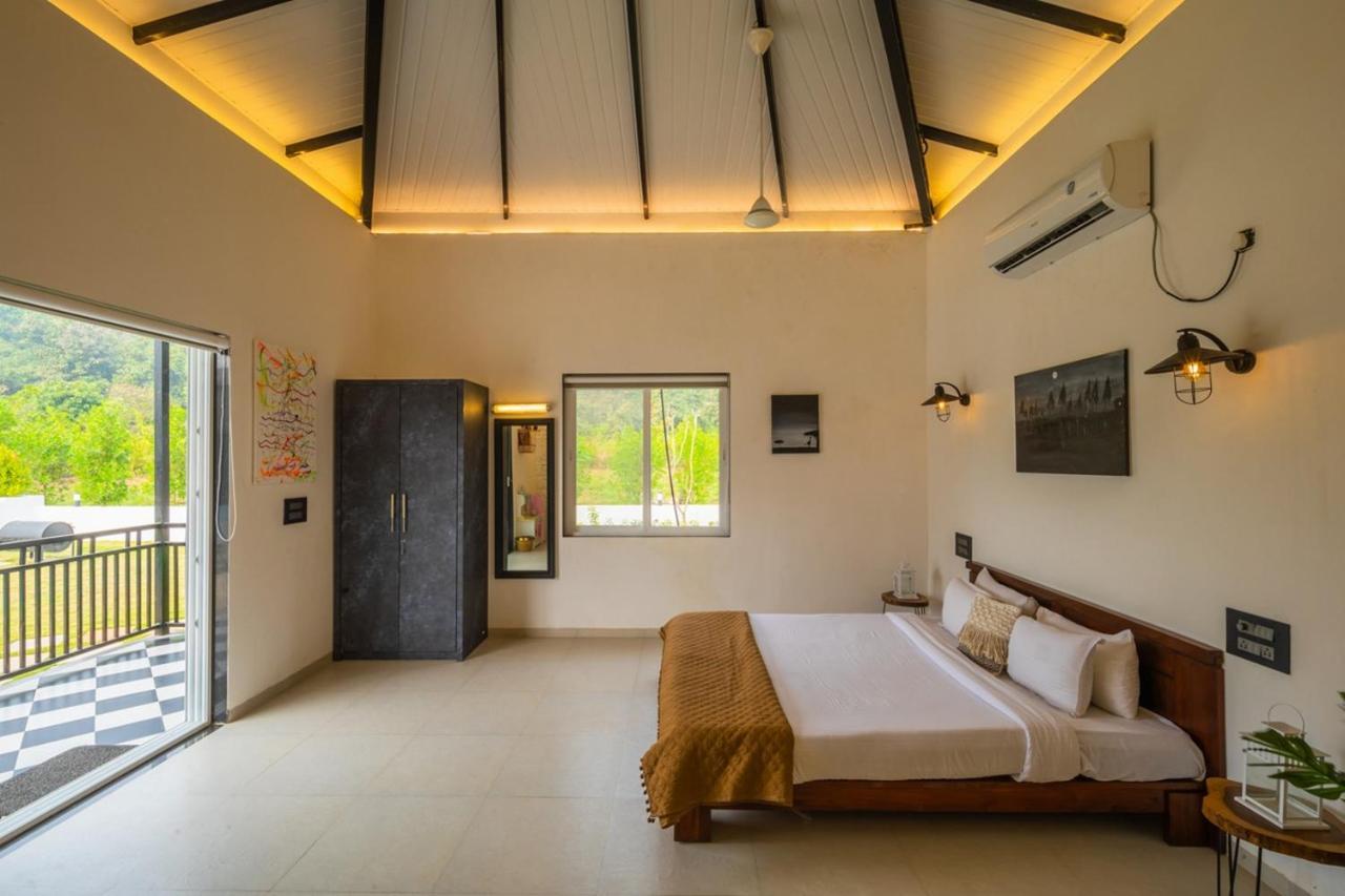 Saffronstays Turquoise Maison, Karjat Buitenkant foto